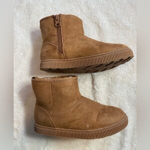 Cat and Jack Kid's Boots Size 12